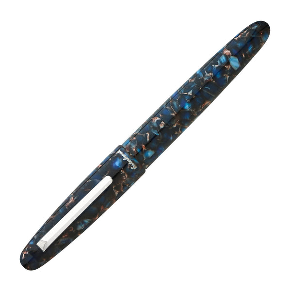 ENB147_ESTERBOOK_ESTIE_nouveau_blue_palladium_TR_diagonal_m_Kappe_closed_02_1500x1500